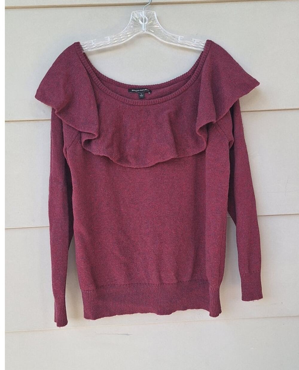 Banana Republic Women's Merino extra fine Wool Cashmere Ruffle Maroon Sweater L